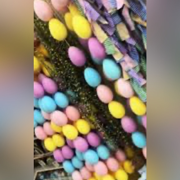 🌸NEW hobby lobby Flocked Easter Egg Garland! - Picture 6 of 8